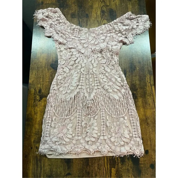 WAYF Venice Off the Shoulder Lace Minidress - Picture 12 of 13